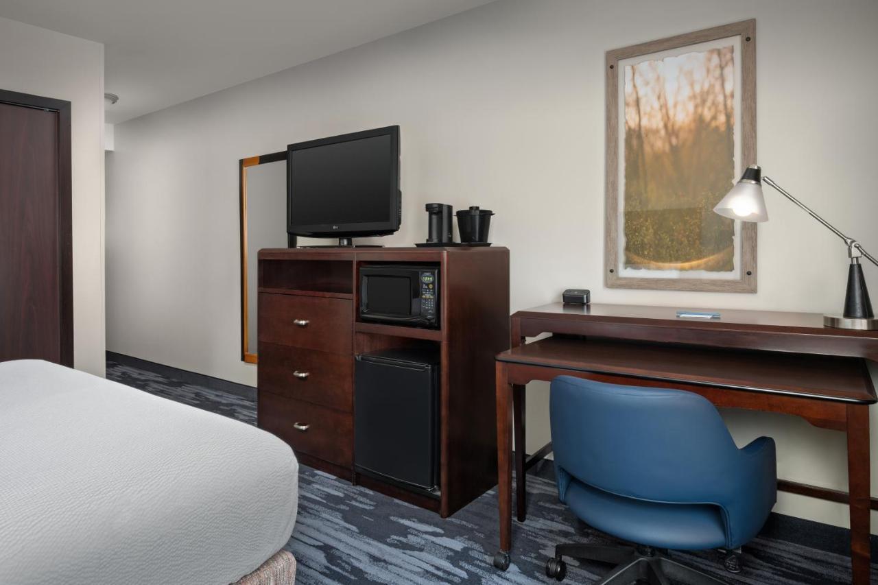 Fairfield By Marriott Tacoma Puyallup Bagian luar foto
