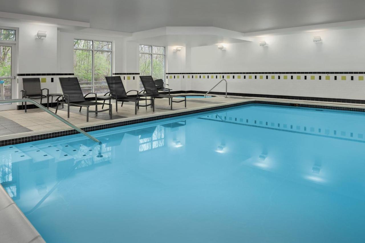 Fairfield By Marriott Tacoma Puyallup Bagian luar foto