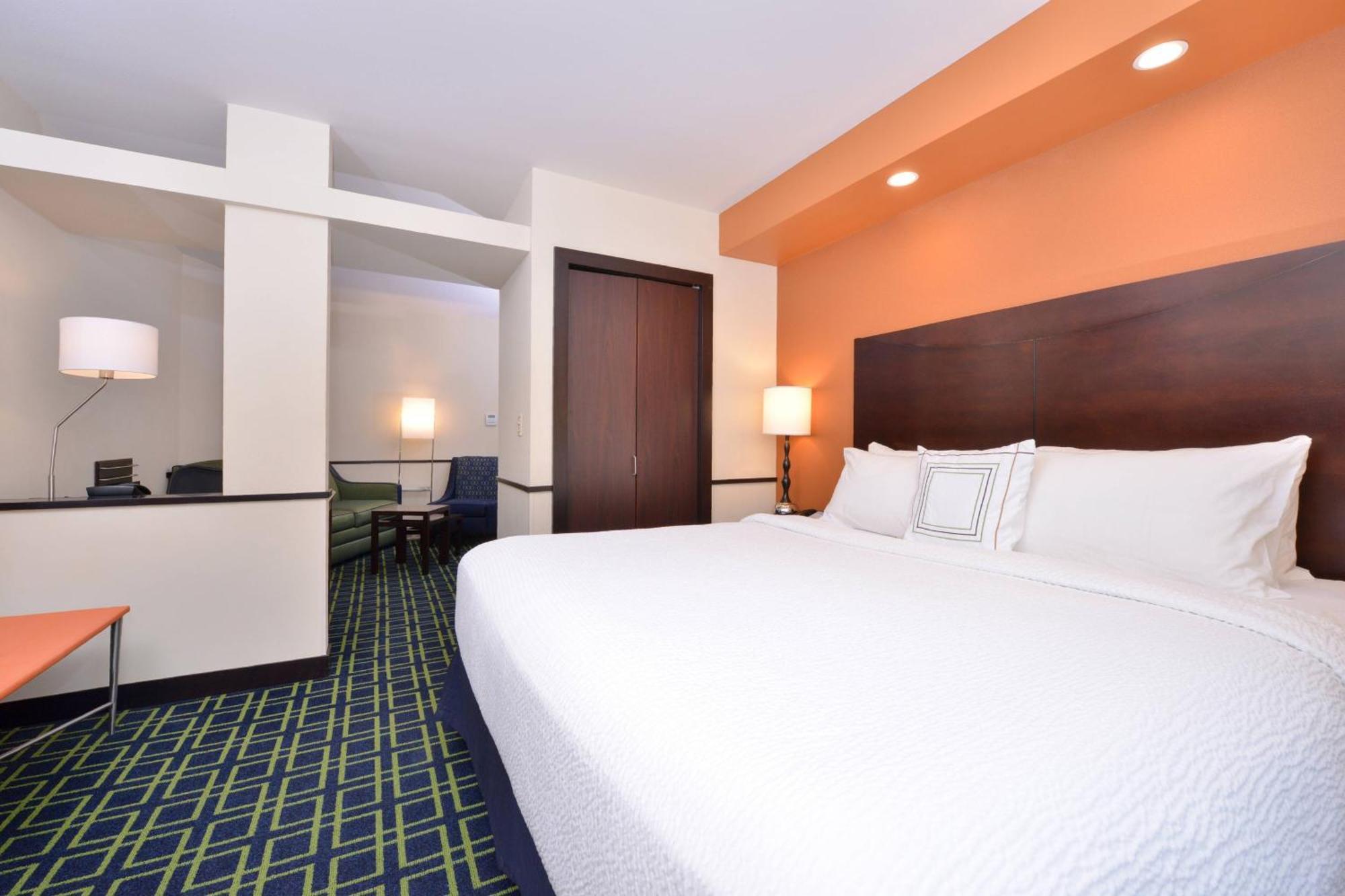 Fairfield By Marriott Tacoma Puyallup Bagian luar foto