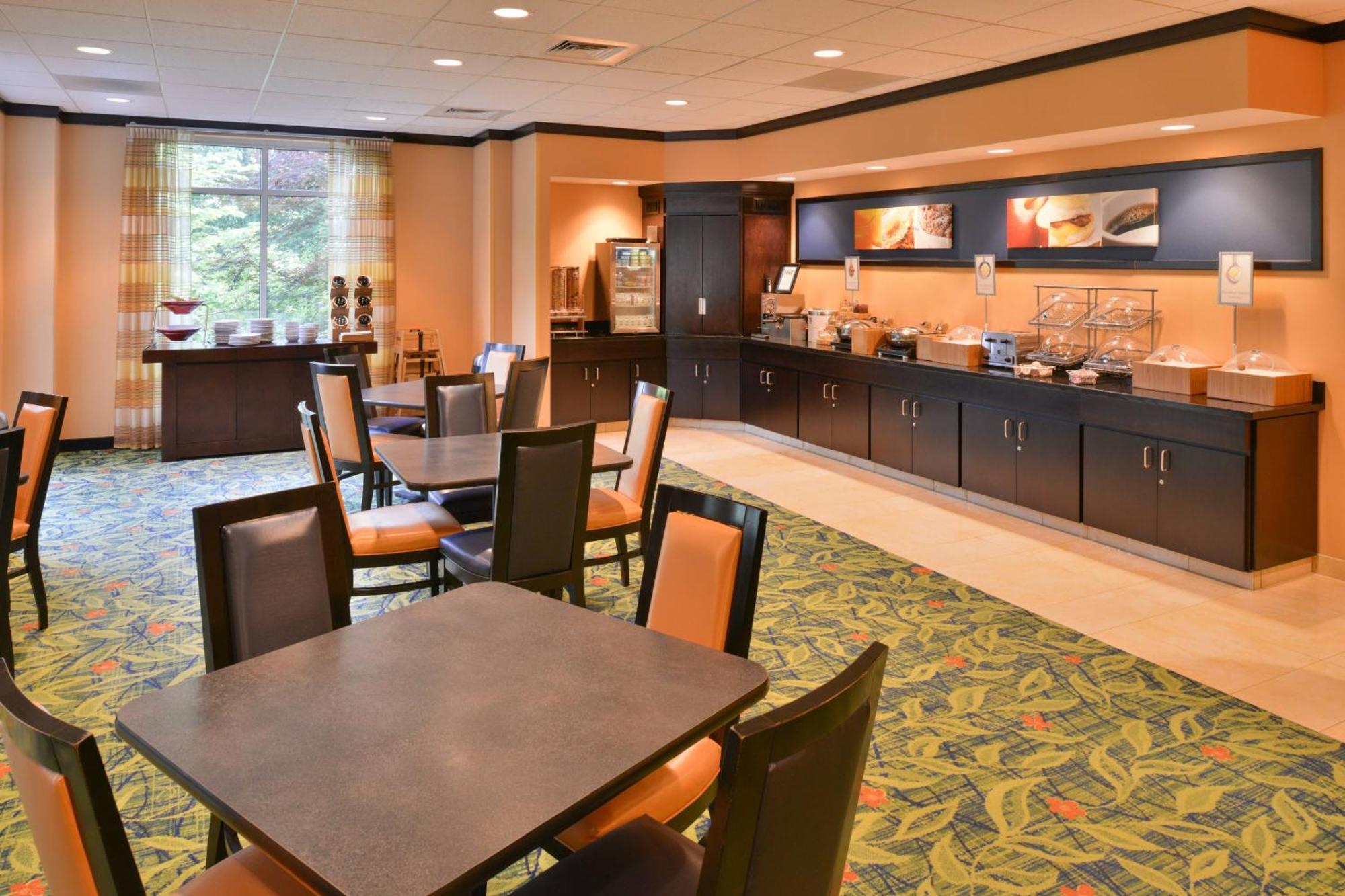 Fairfield By Marriott Tacoma Puyallup Bagian luar foto