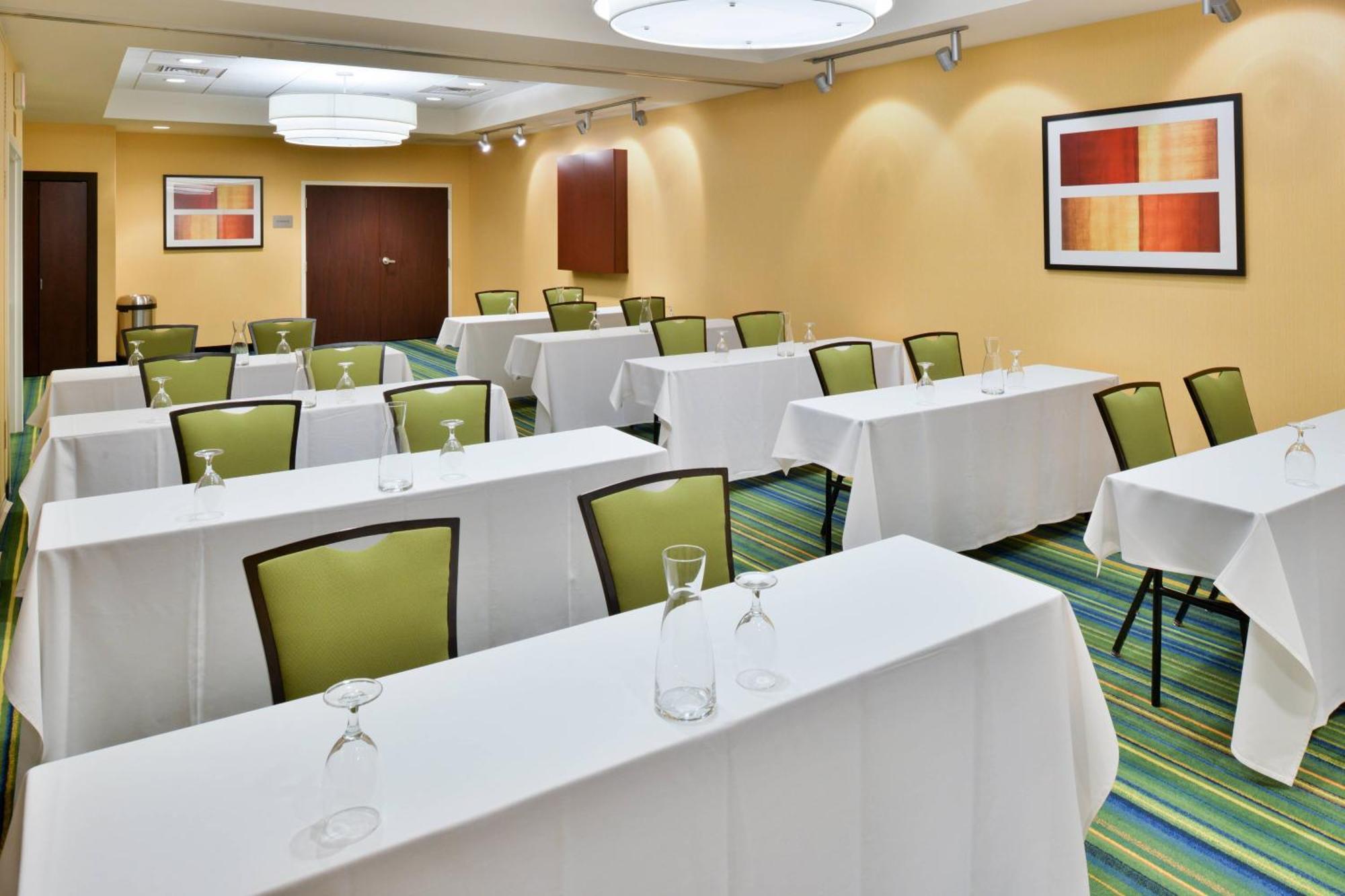 Fairfield By Marriott Tacoma Puyallup Bagian luar foto