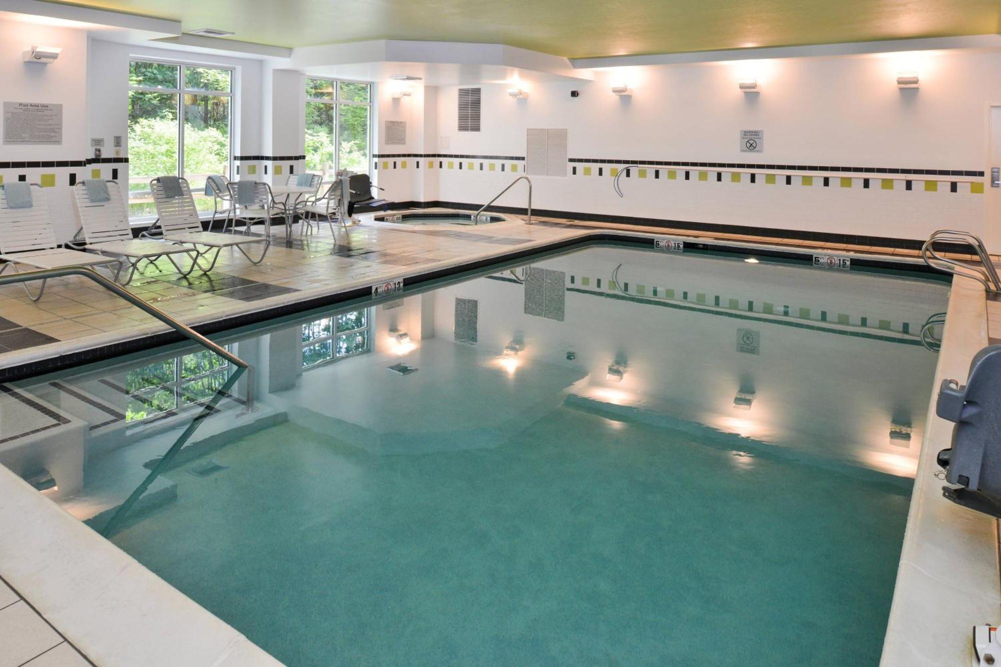 Fairfield By Marriott Tacoma Puyallup Bagian luar foto