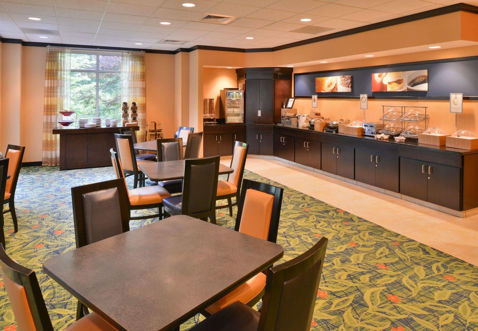 Fairfield By Marriott Tacoma Puyallup Bagian luar foto
