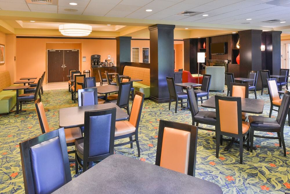 Fairfield By Marriott Tacoma Puyallup Bagian luar foto